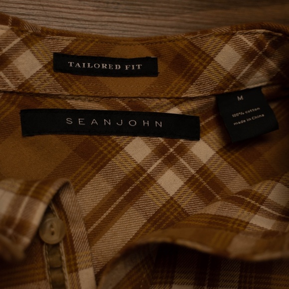 Plaid button down - Picture 3 of 3